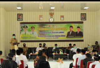 Bupati Kuantan Singingi  Drs H Mursini M.Si hadiri Acara Penyerahan Surat Hibah ke Kemenag